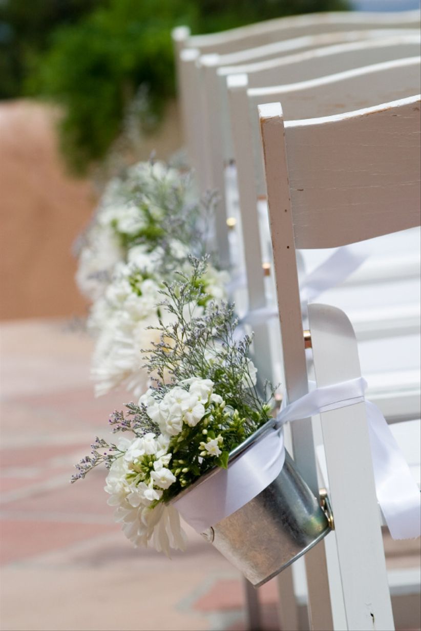 ceremonie-laique-jardin-mariage-decoration-fleurs
